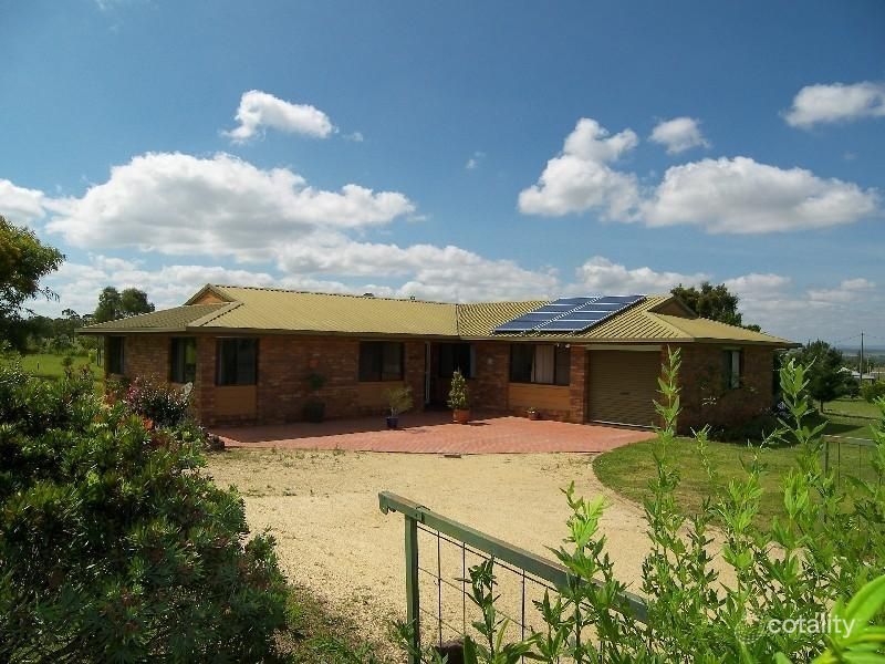 17 Smith Rd, Mount Marshall, QLD 4362