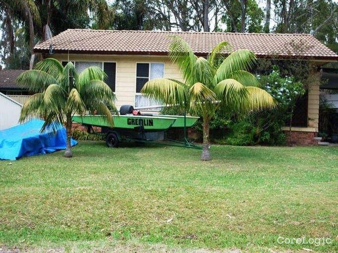 2 Windermere Ave, Charmhaven, NSW 2263