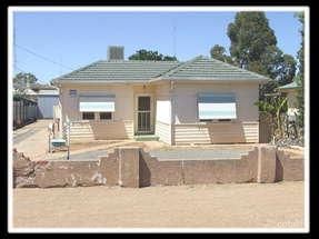 14 Edward St, Port Pirie South, SA 5540