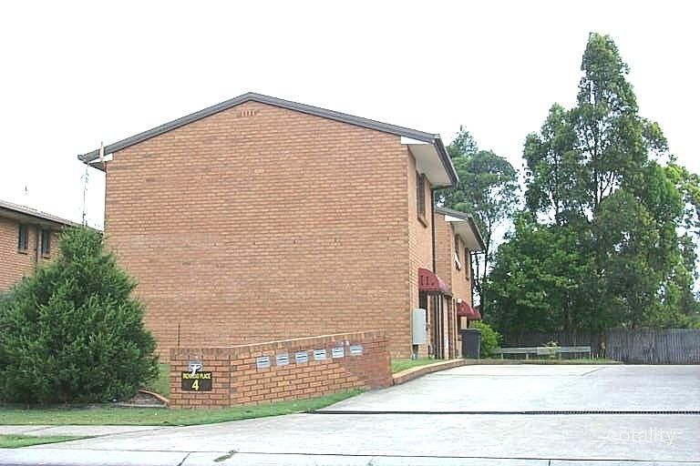 3/4 Cognac Ct, Kingston, QLD 4114