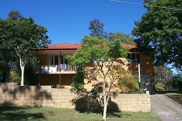 101 Narellan St, Arana Hills, QLD 4054