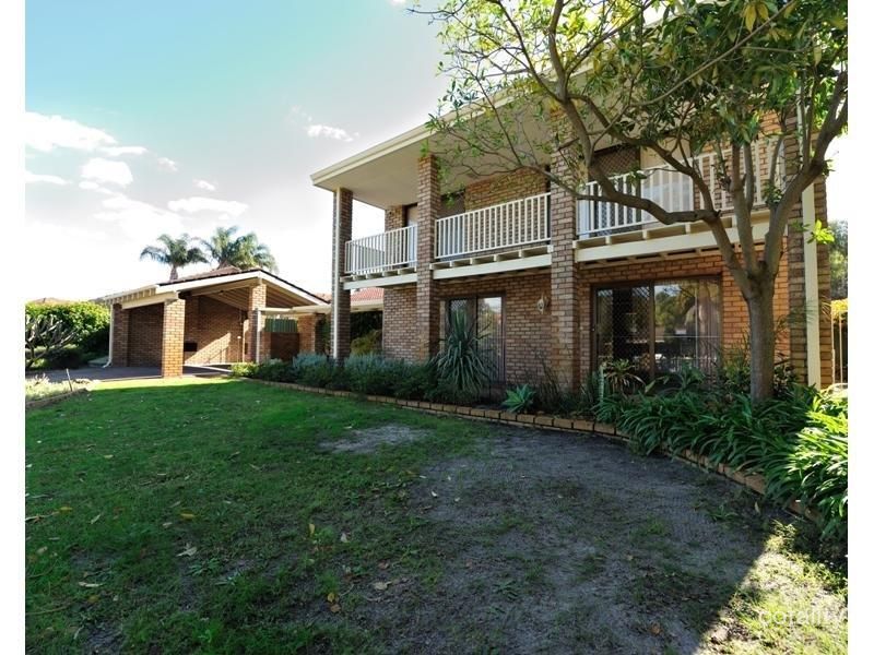 17 Harrington Cres, Leeming, WA 6149