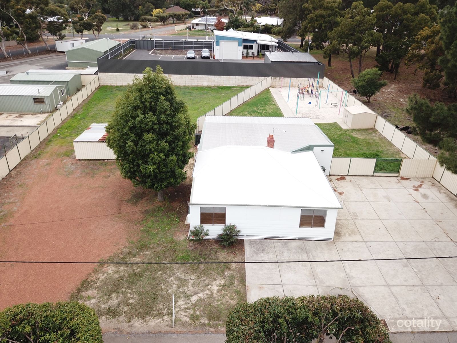 124 South Western Hwy, Waroona, WA 6215