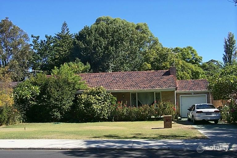 11 Cunningham St, Applecross, WA 6153