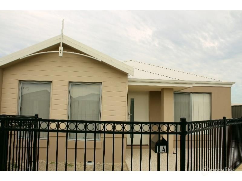 14 Amadeus Way, Success, WA 6164