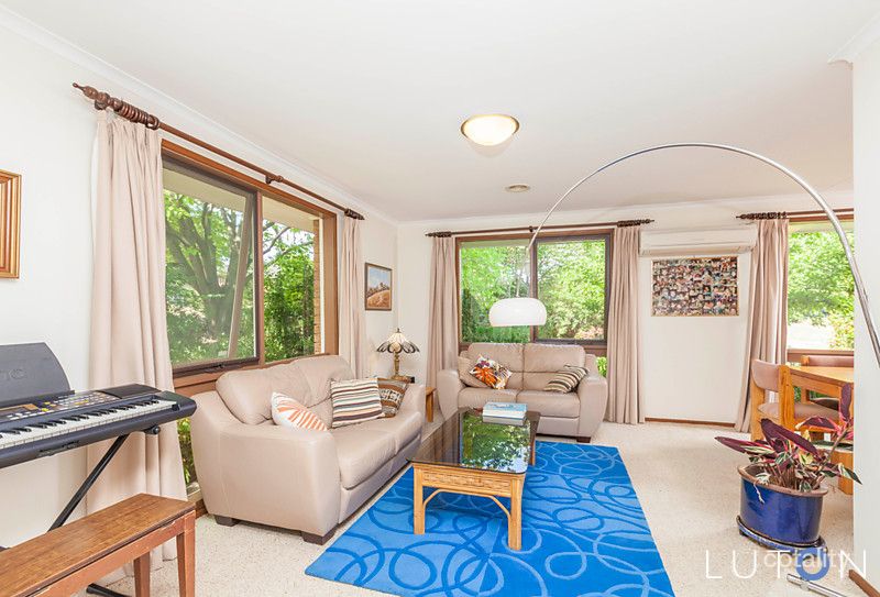5 Newbigin Pl, Monash, ACT 2904