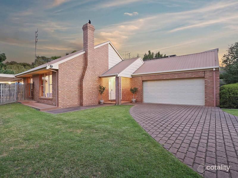 52 James Cook Dr, Wandana Heights, VIC 3216