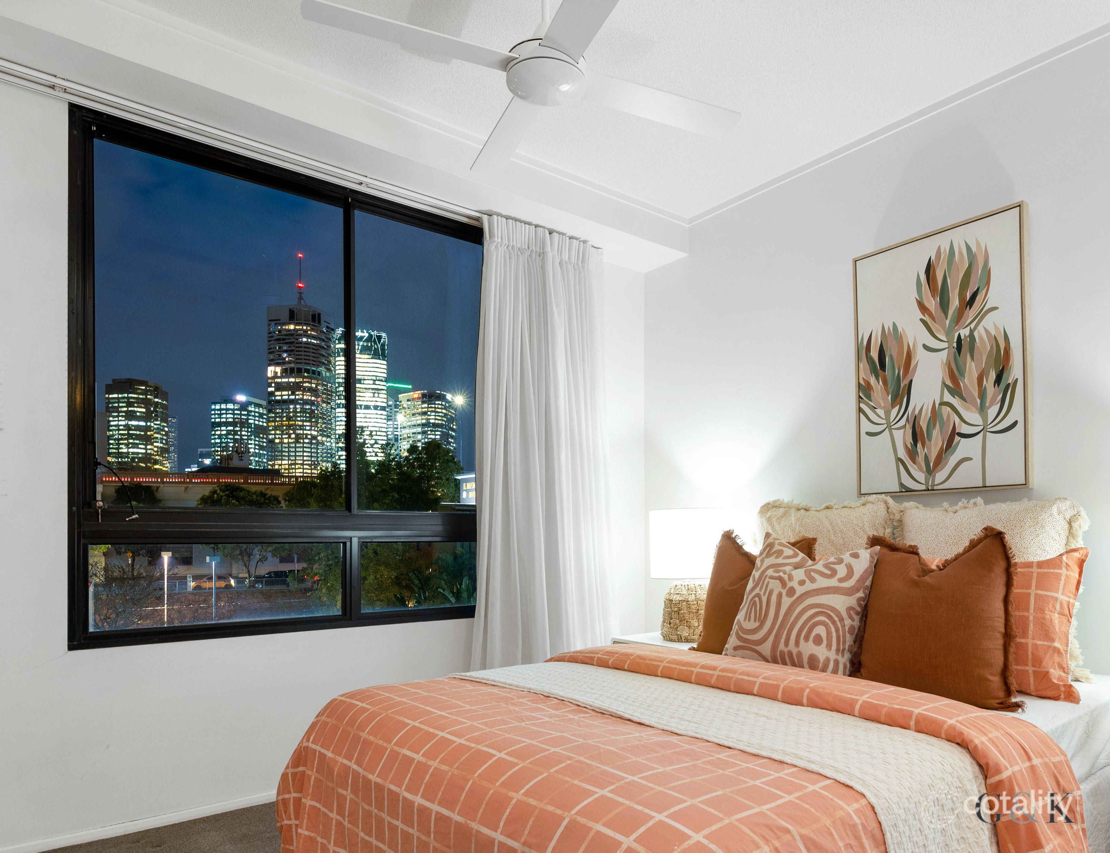 30/15 Goodwin St, Kangaroo Point, QLD 4169