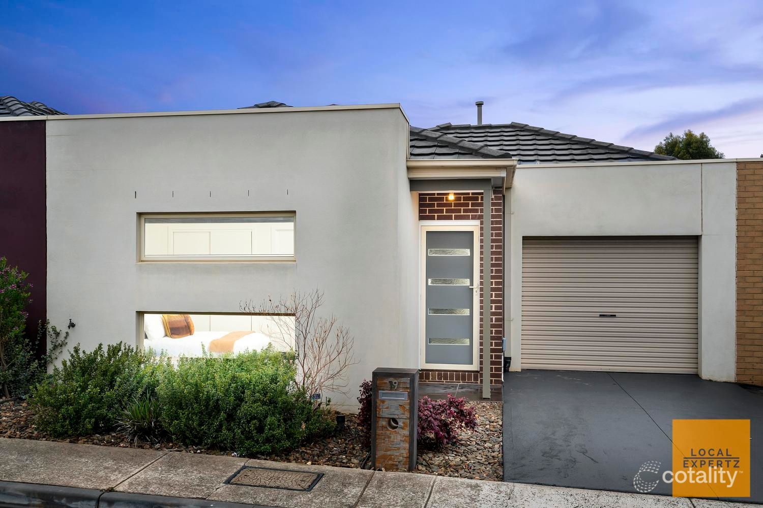 19/40 Mccubbin Way, Caroline Springs, VIC 3023