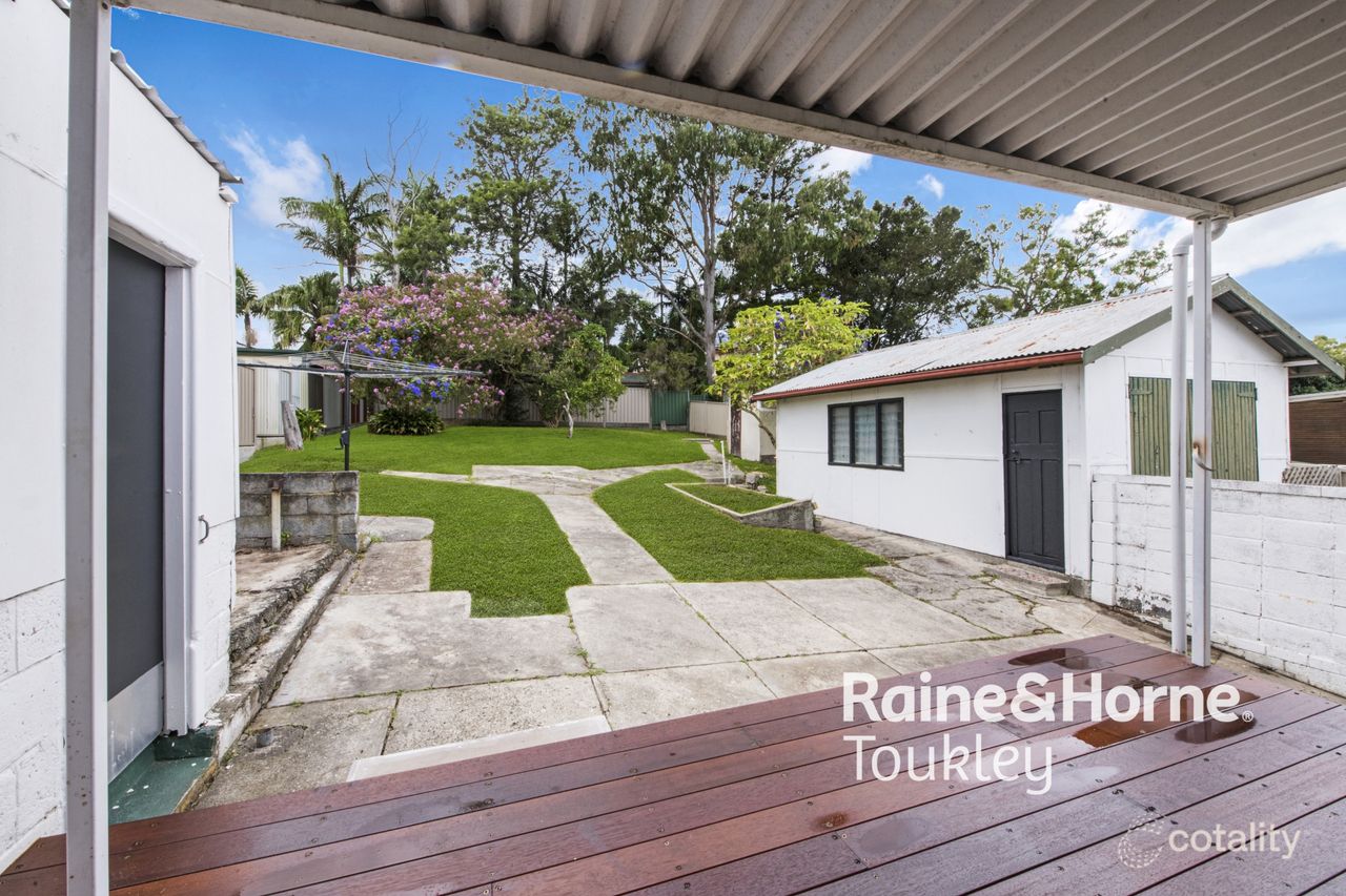 13 Hartog Ave, Lake Munmorah, NSW 2259