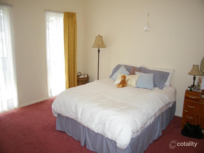 25 Stephen St, Gisborne, VIC 3437