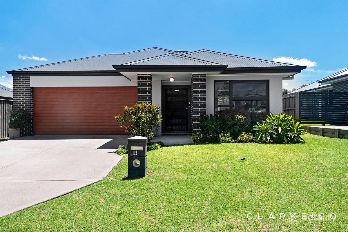 13 Vine St, Chisholm, NSW 2322