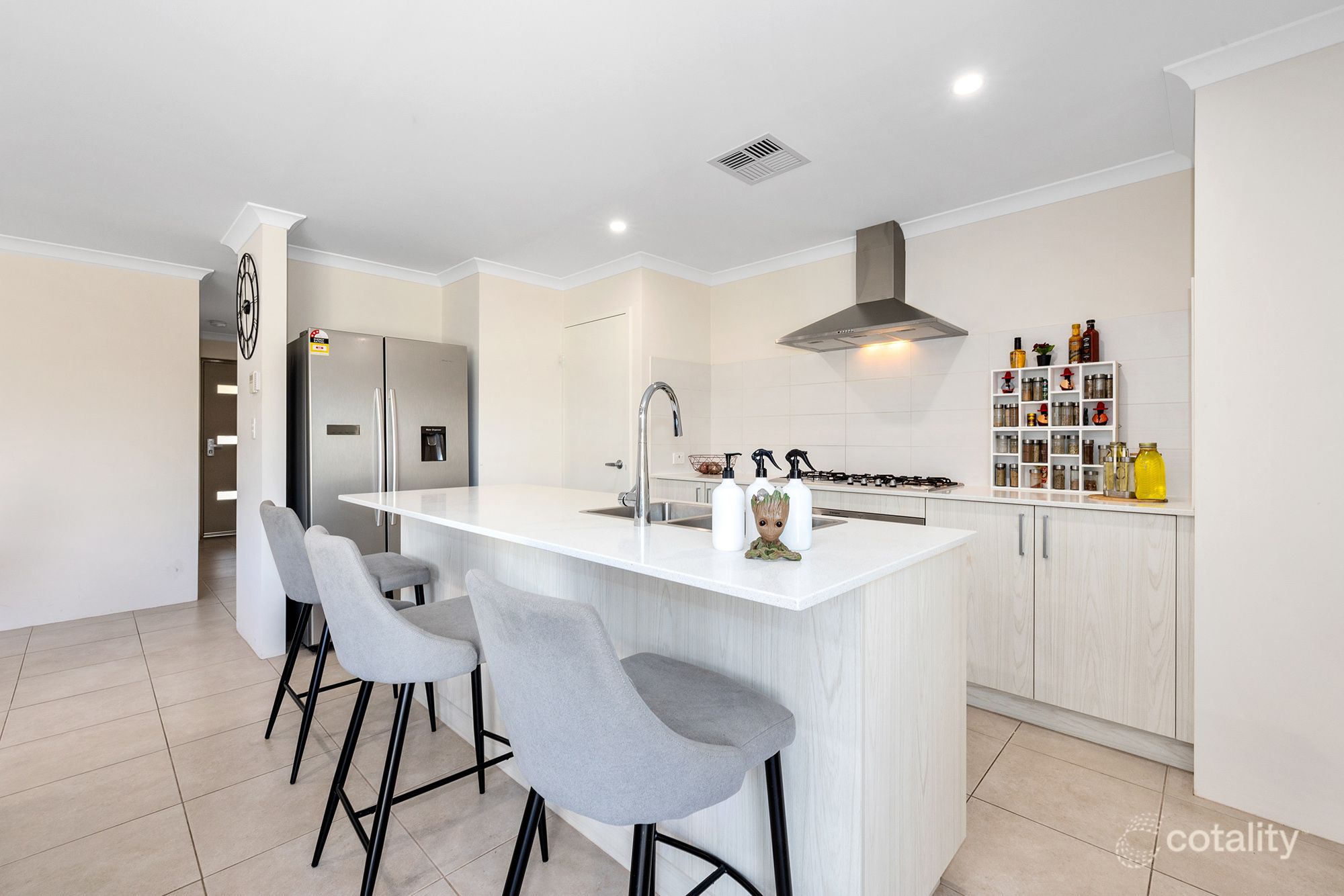51 Piara Dr, Piara Waters, WA 6112