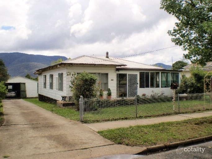 148 Hanson St, Corryong, VIC 3707