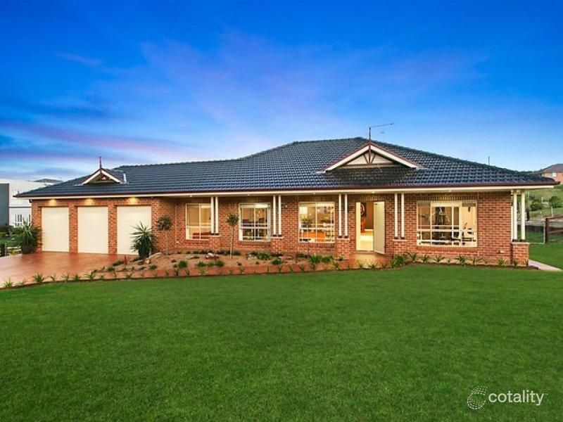 27 Harben Vale Cct, Grasmere, NSW 2570