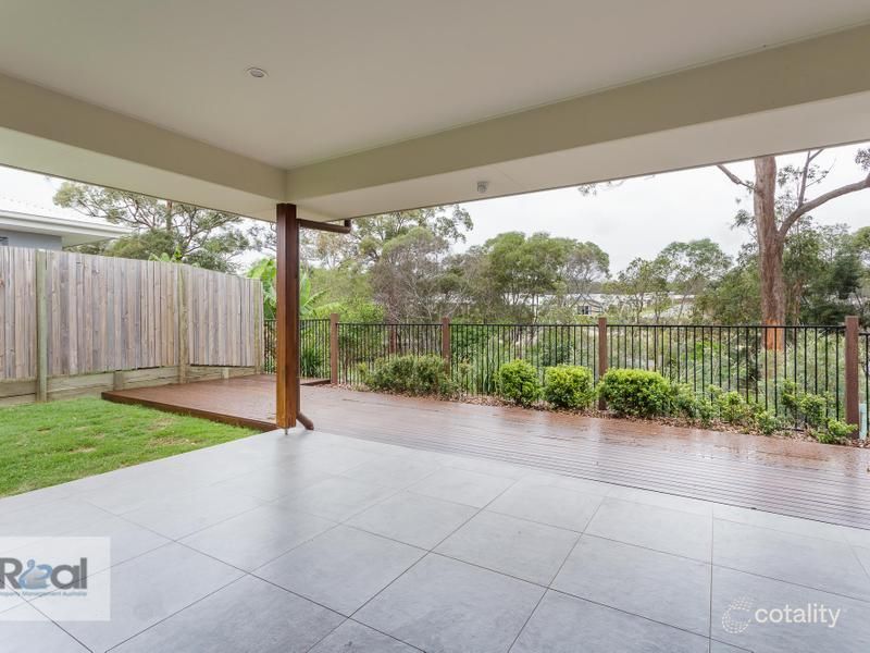 8 Mapleton Cres, Capalaba, QLD 4157