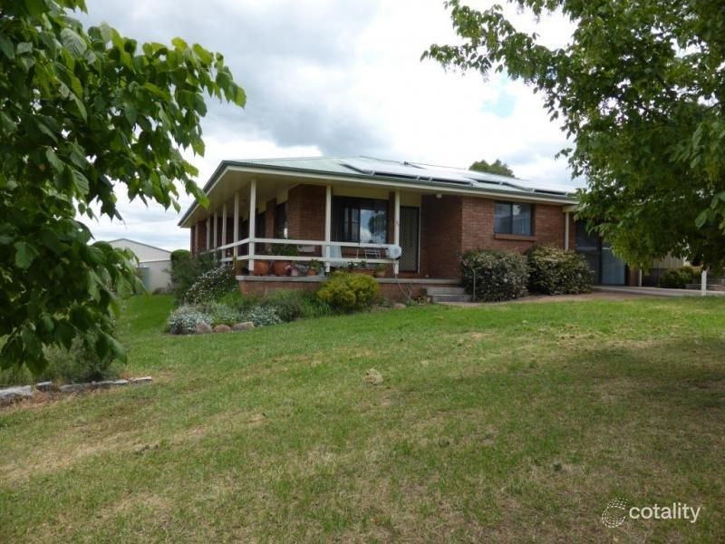 38 Thistle St, Molong, NSW 2866