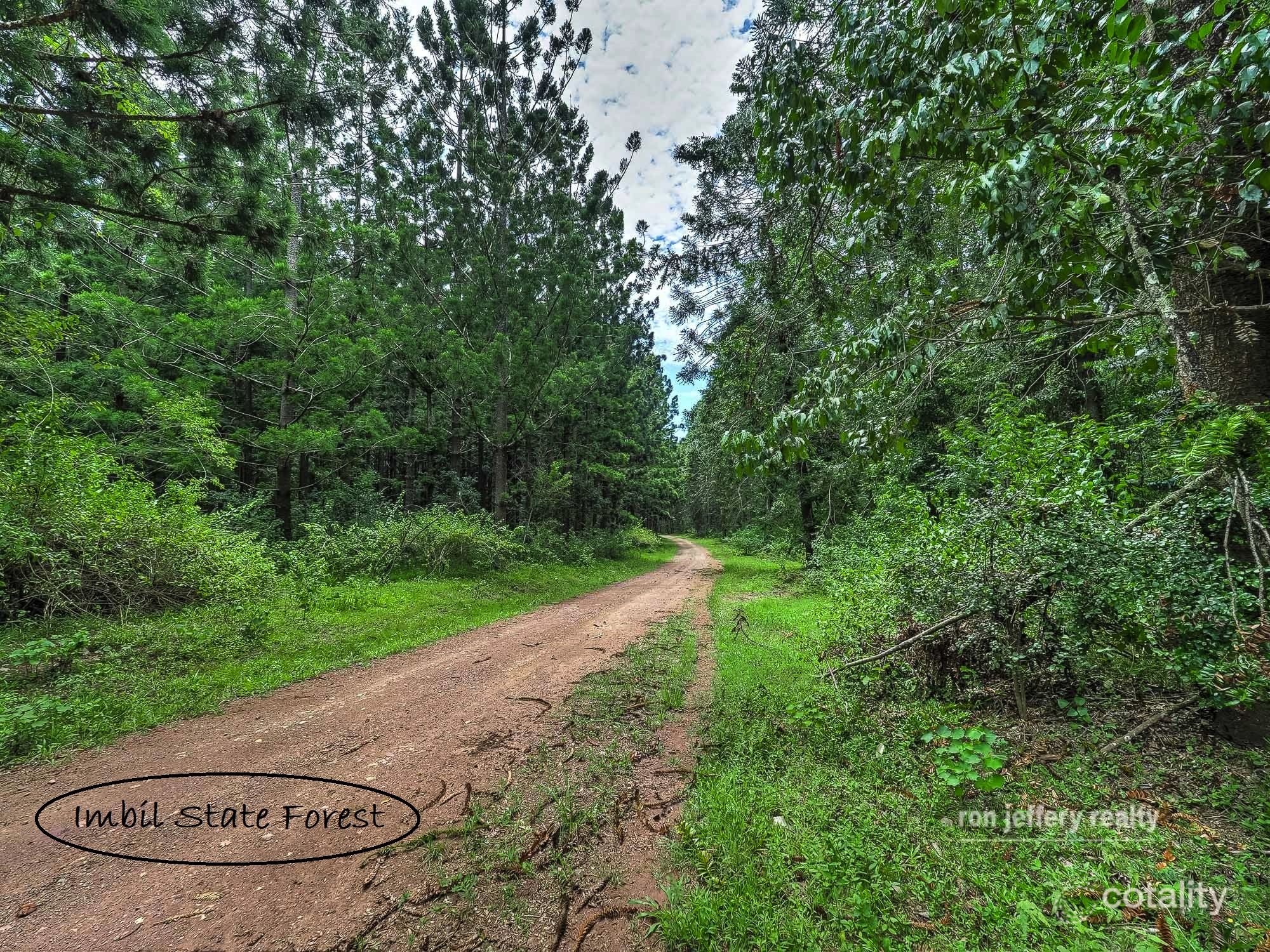 72 Araucaria Creek Rd, Brooloo, QLD 4570