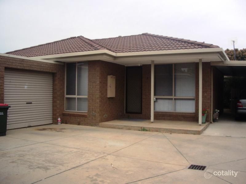 2/1 Lachlan Ct, West Wodonga, VIC 3690