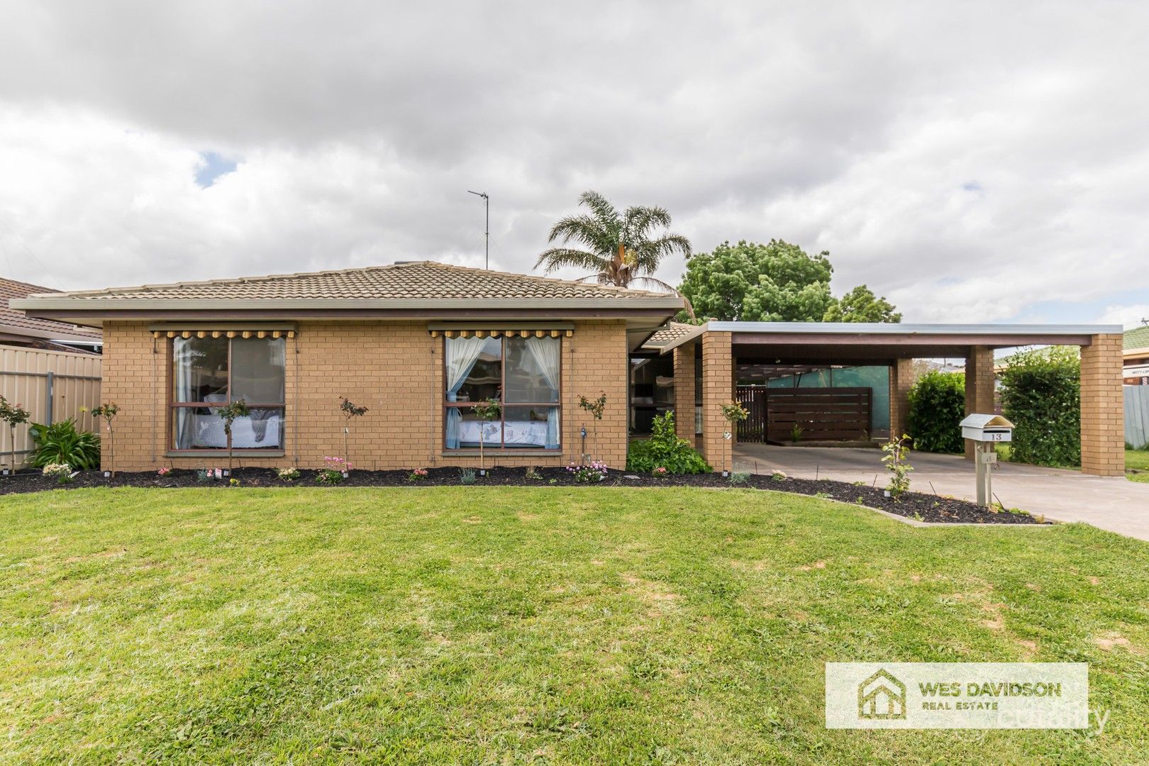 13 Birch Ave, Horsham, VIC 3400
