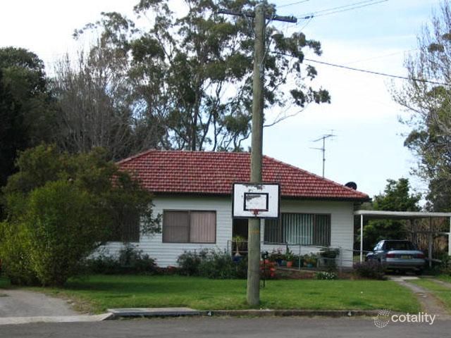 4 Ira Ave, Fairy Meadow, NSW 2519