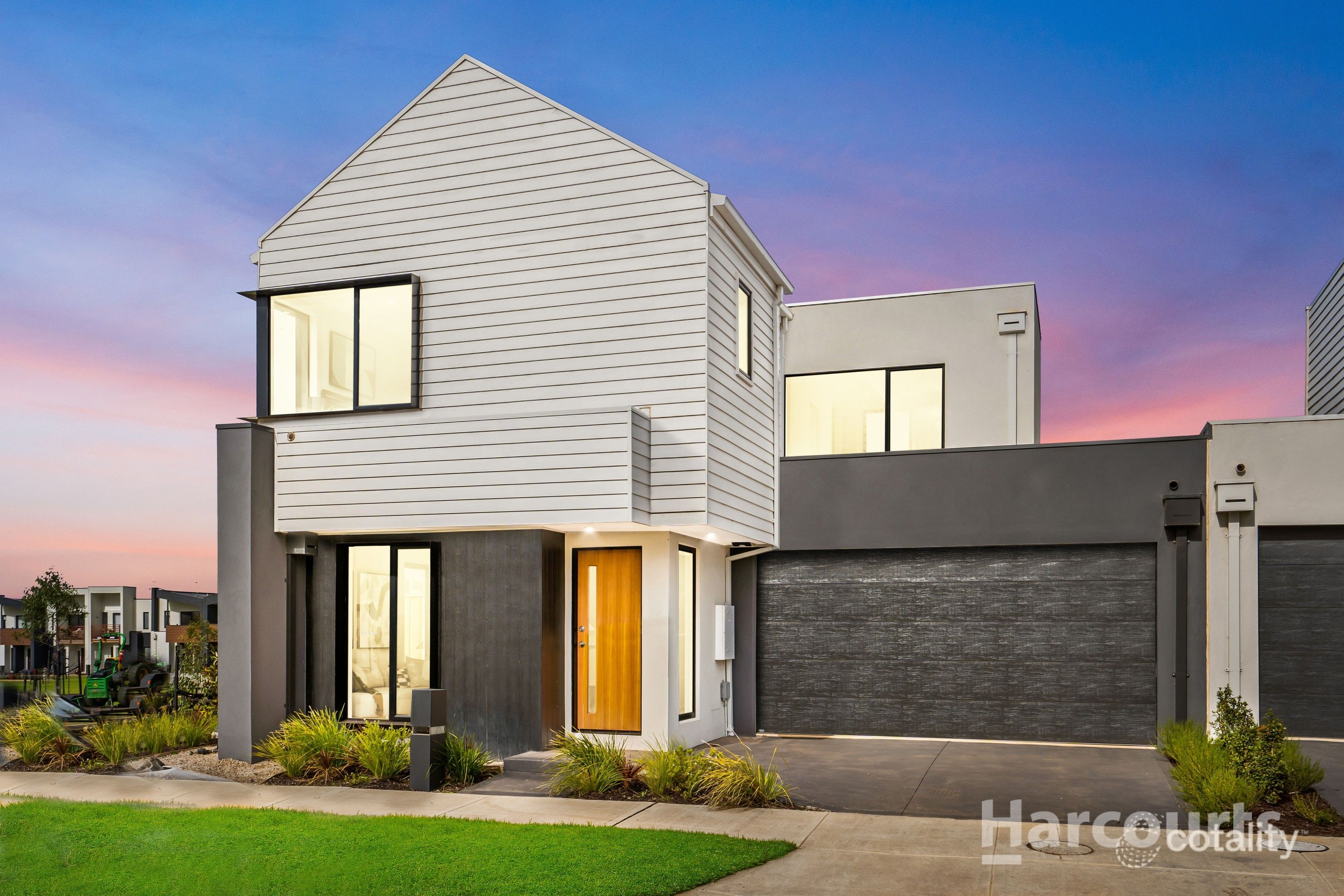 57 Chateau Prom, Deanside, VIC 3336