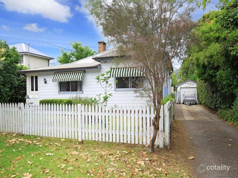 10 Clarence St, Berry, NSW 2535