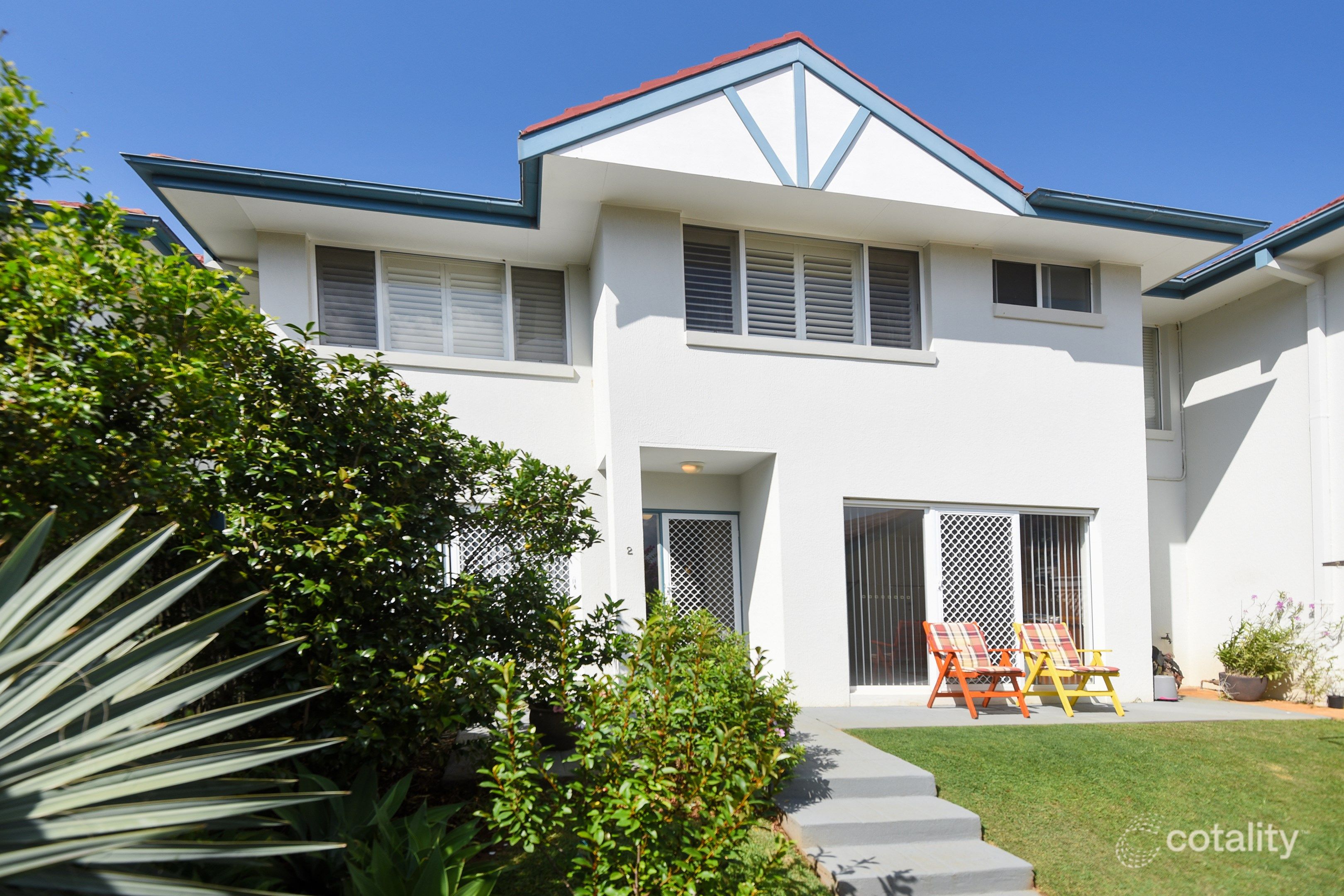 2/5 Shearwater Pl, Korora, NSW 2450