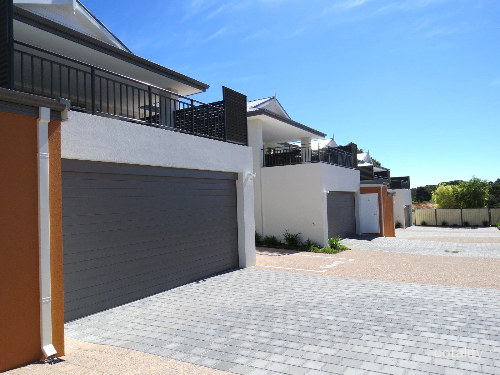 9/12 Heath Rd, Kalamunda, WA 6076