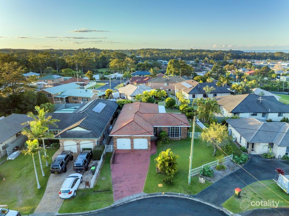 28 Ryan Cres, Woolgoolga, NSW 2456