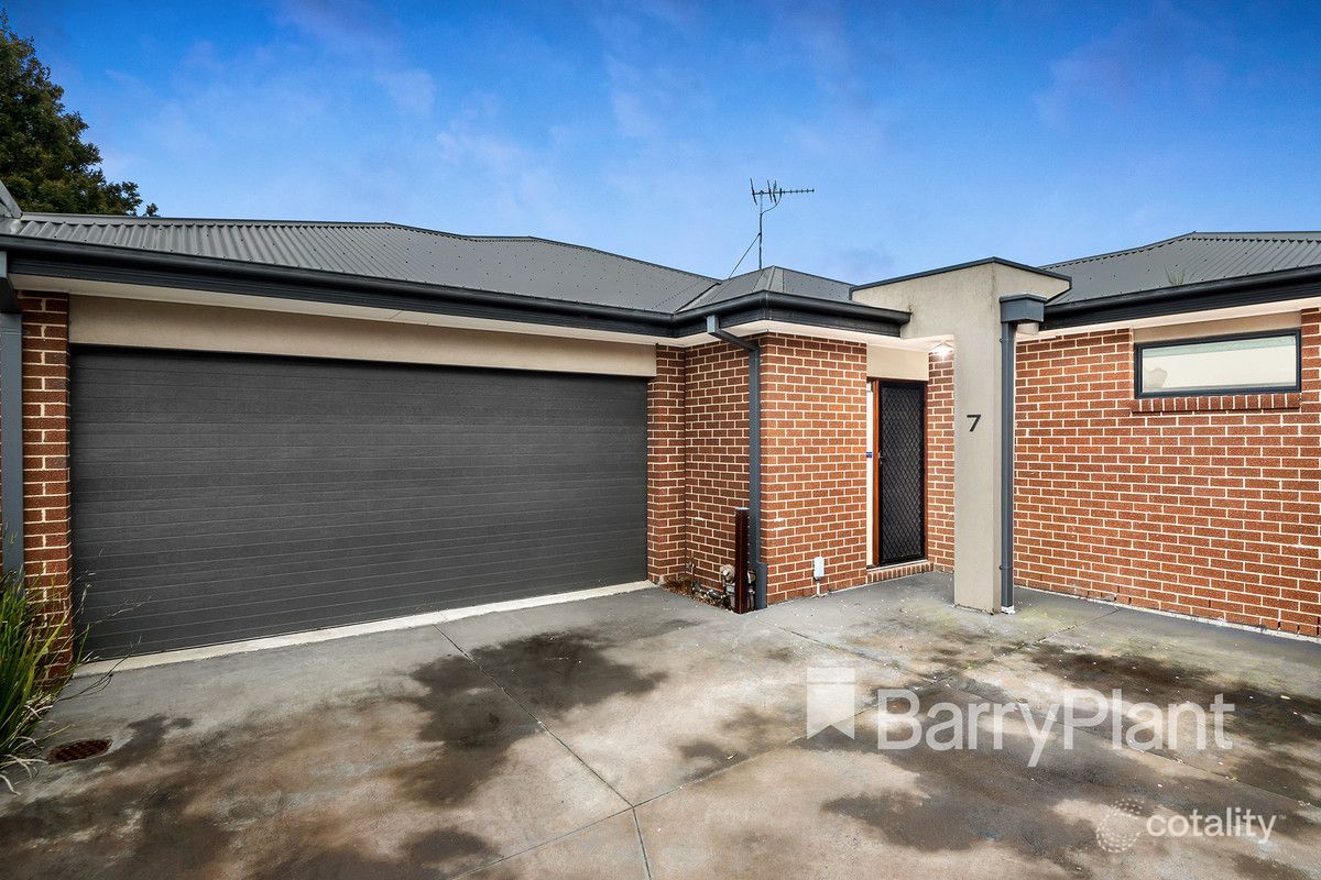 7 Jarvie Cl, Rosebud, VIC 3939