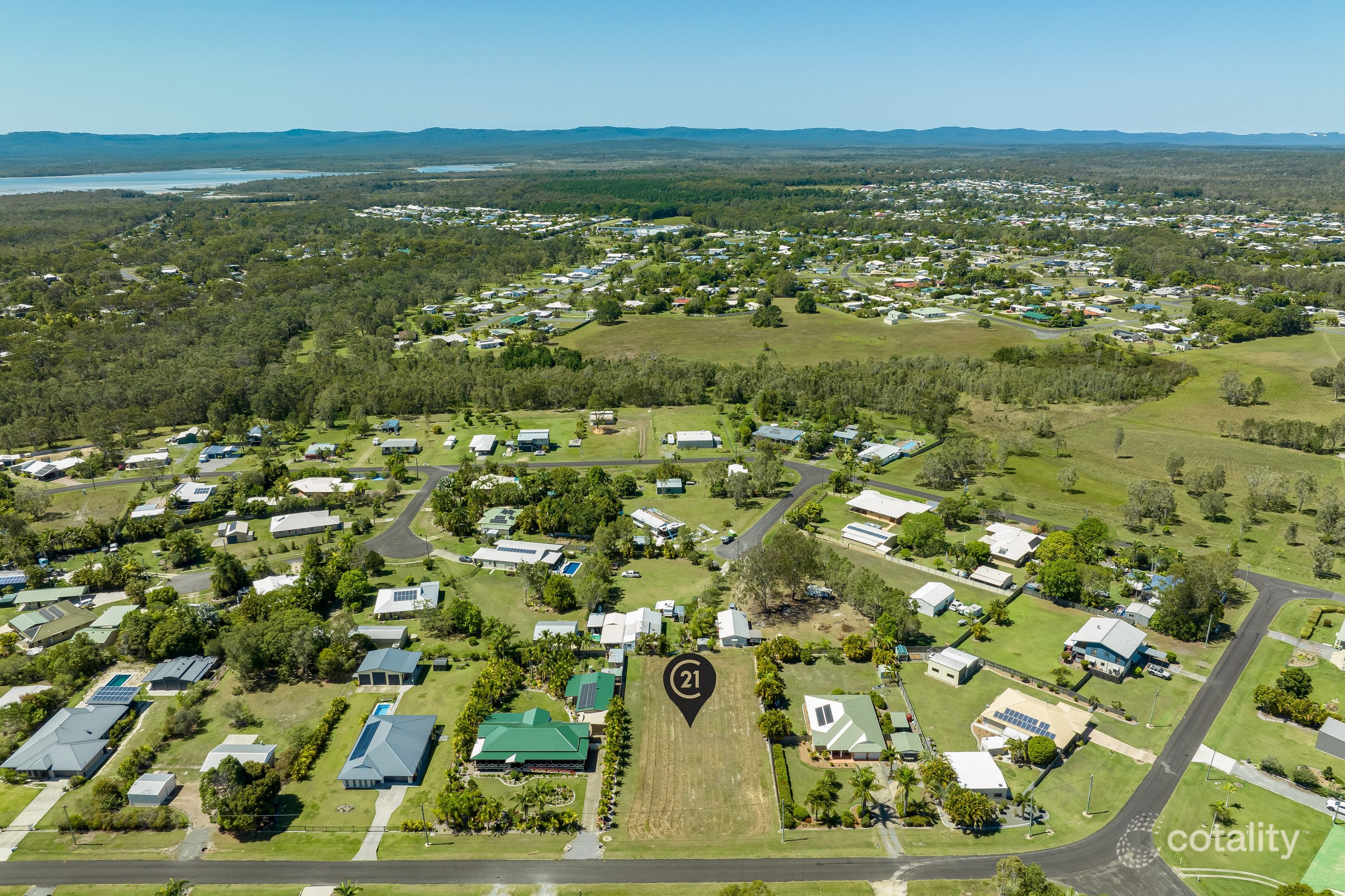 41 Discovery Dr, Cooloola Cove, QLD 4580
