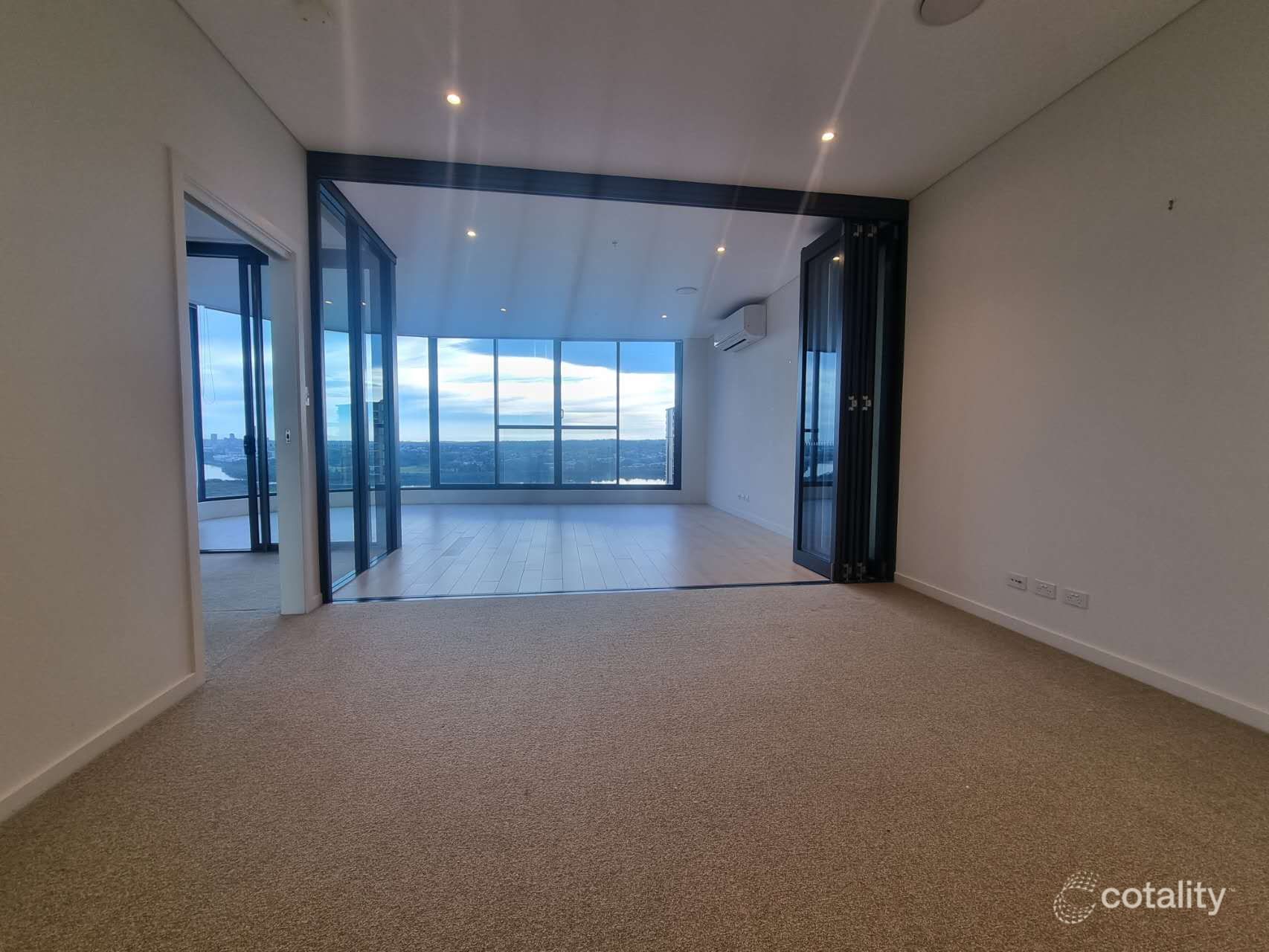 2209/11 Wentworth Pl, Wentworth Point, NSW 2127