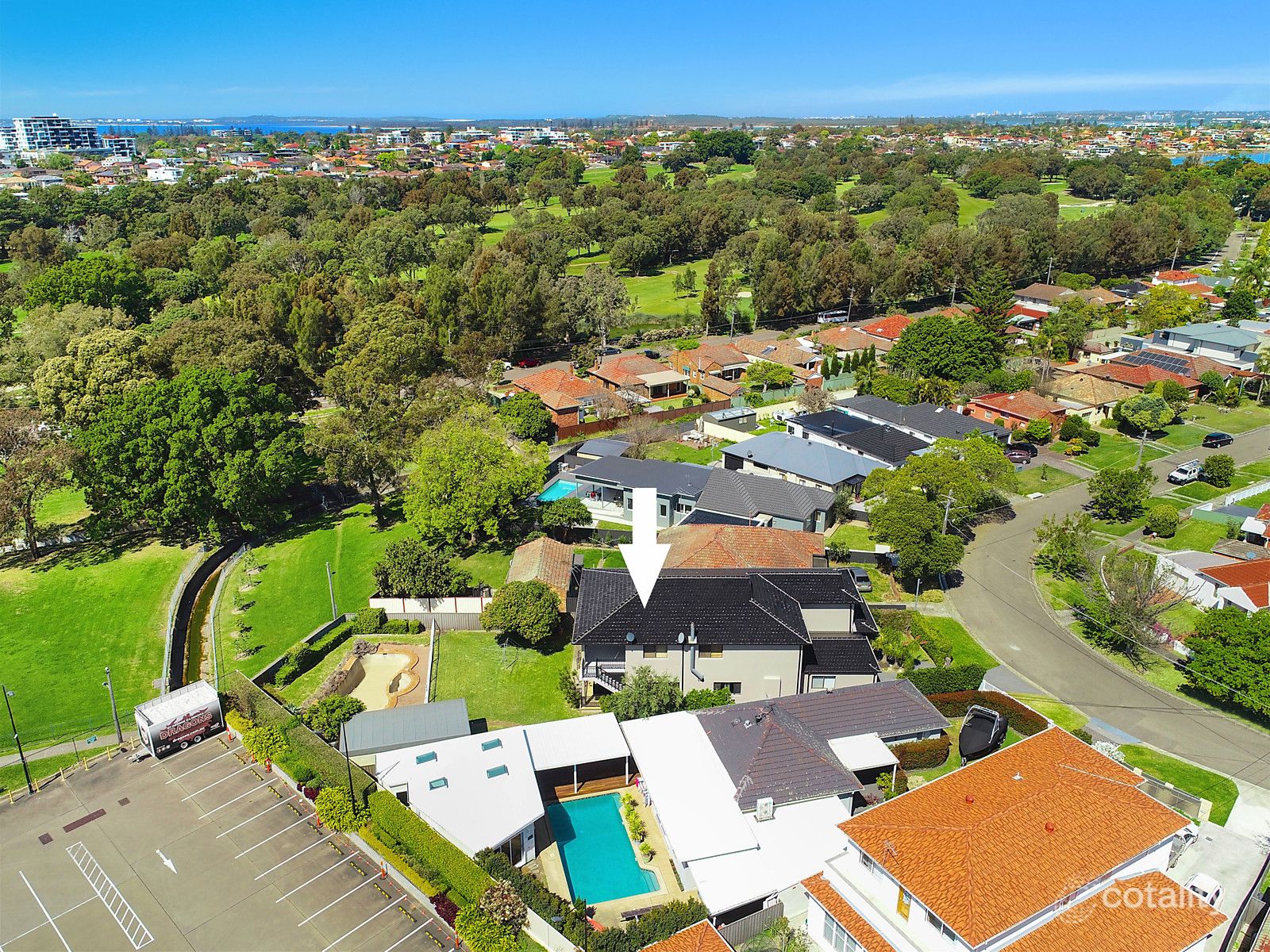 27 Harslett Cres, Beverley Park, NSW 2217