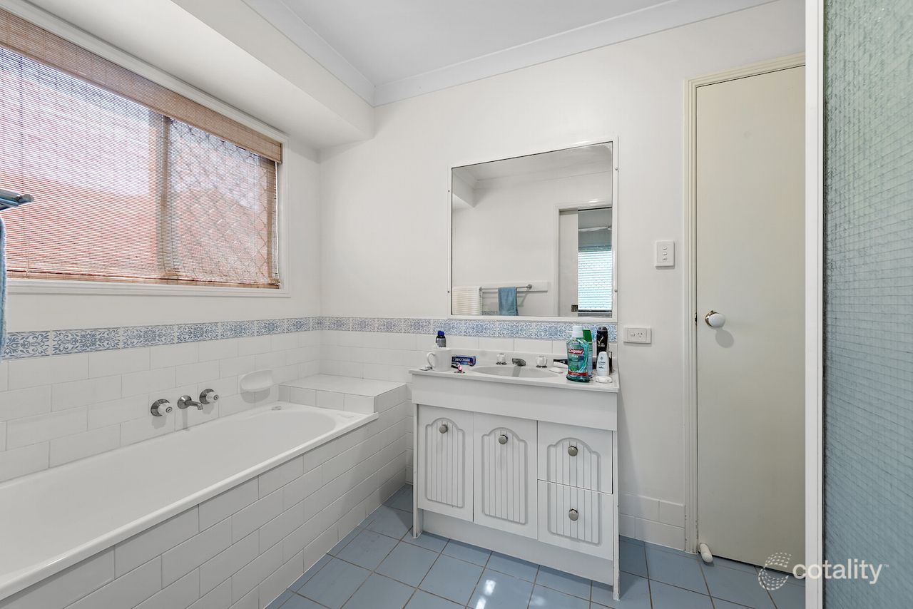 50 Summerfields Dr, Caboolture, QLD 4510