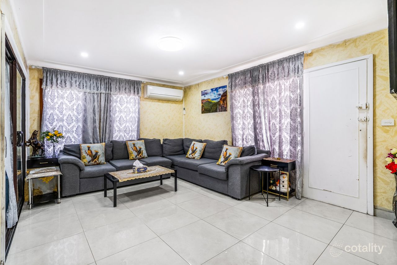 70 Rundle Rd, Busby, NSW 2168