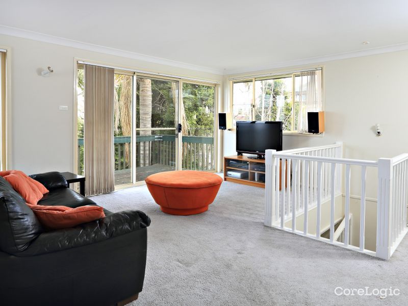 49 Parr Ave, North Curl Curl, NSW 2099