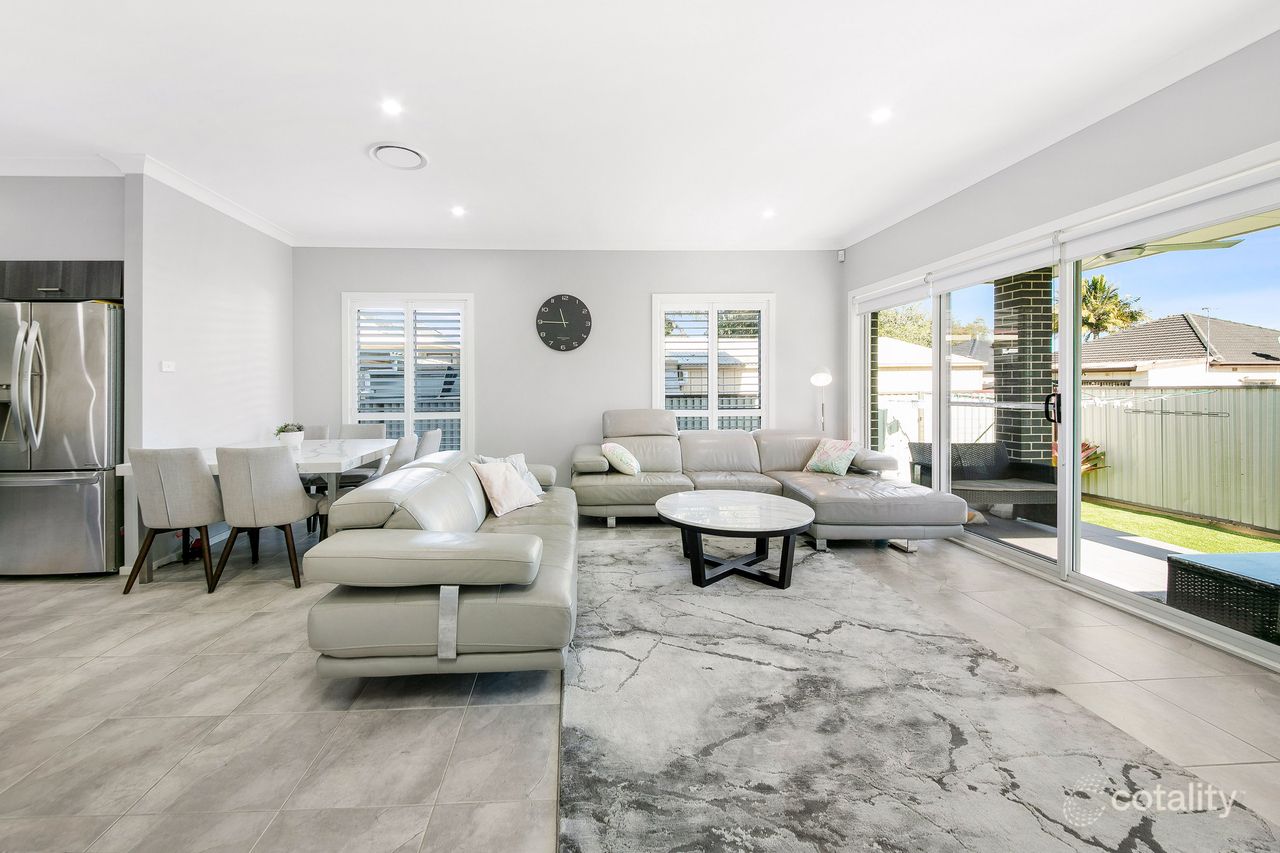 21a Larien Cres, Birrong, NSW 2143