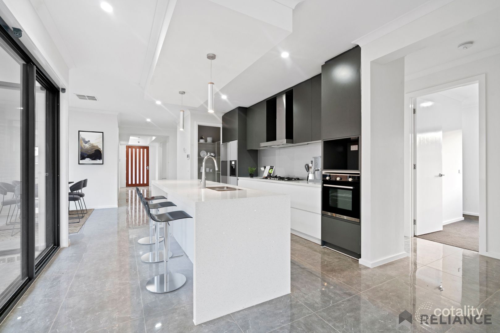 25 Rosewater St, Manor Lakes, VIC 3024