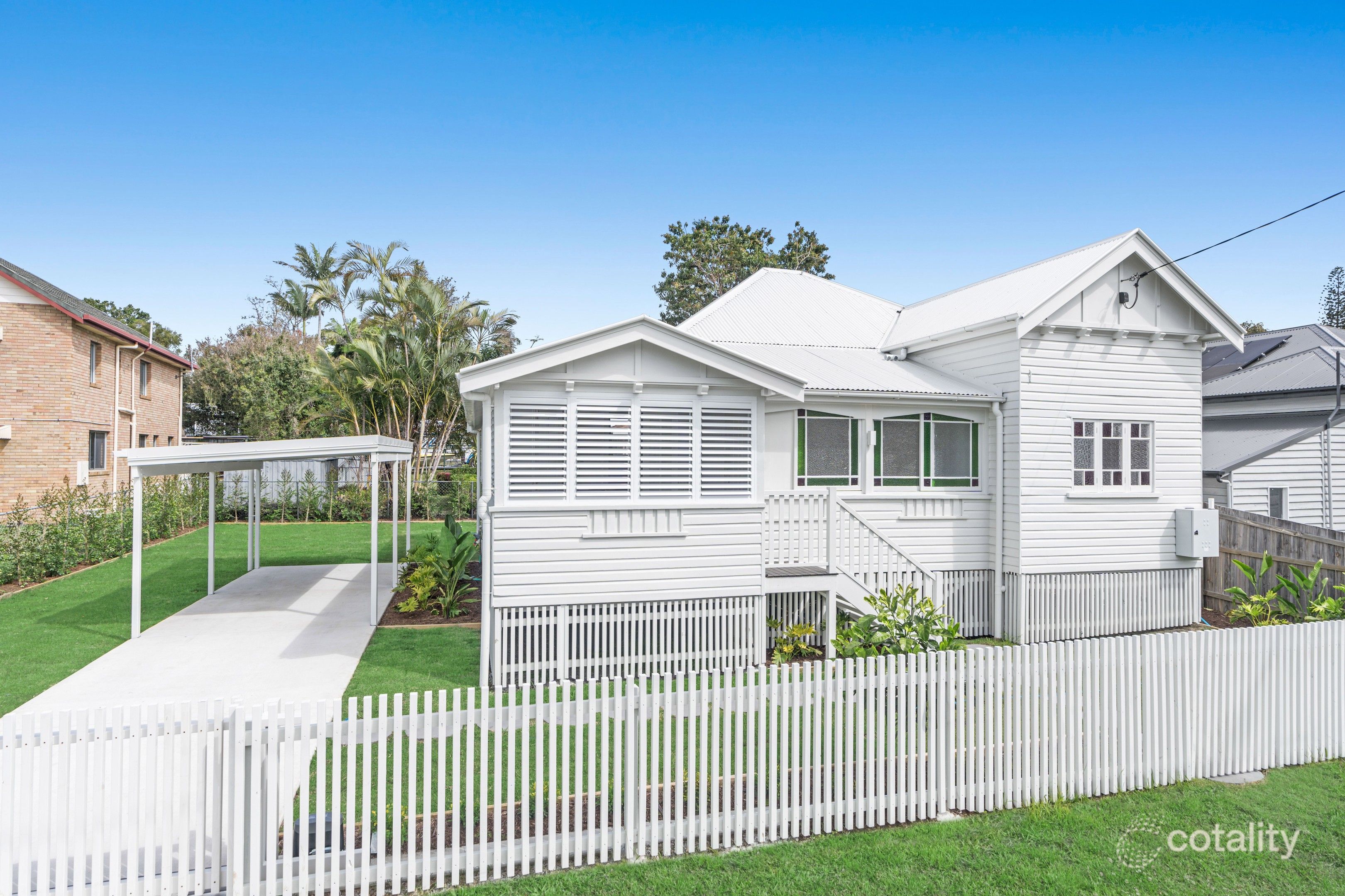 94 Cameron Pde, Wynnum, QLD 4178