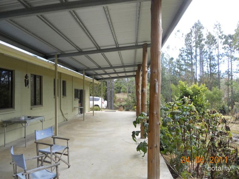 6 South Arm Cl, Ravenshoe, QLD 4888