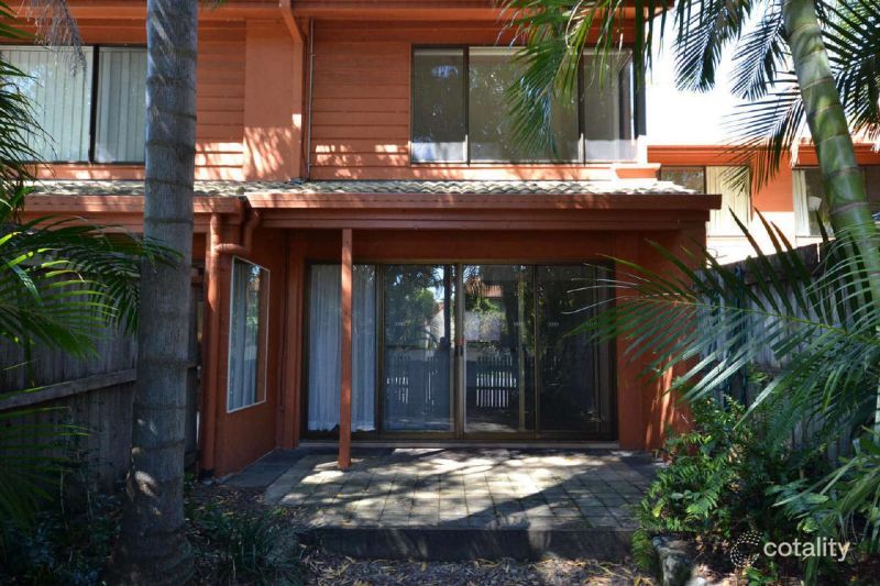 10/2 Dolphin Cres, Noosaville, QLD 4566