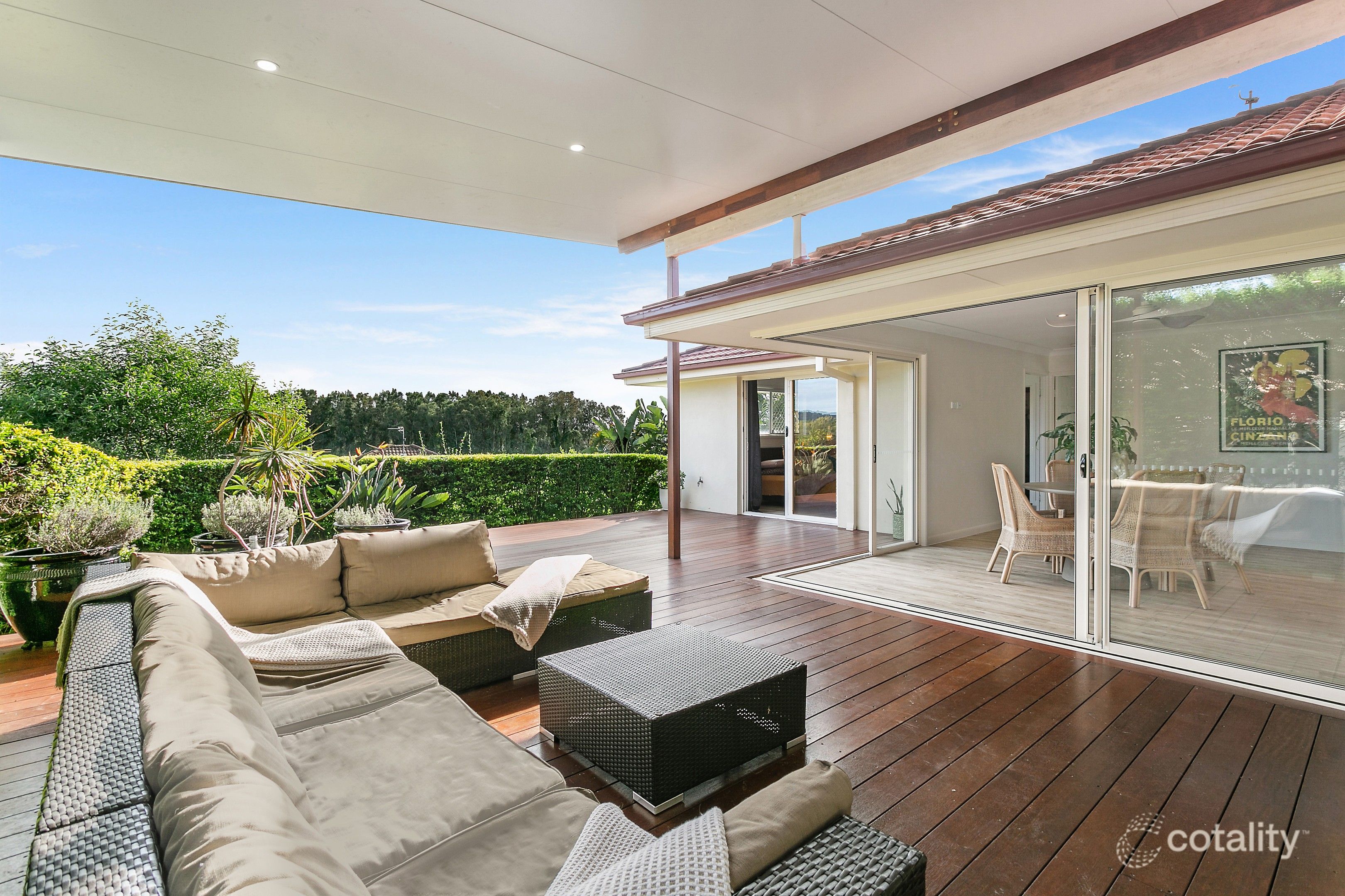 26 Tipuana Dr, Elanora, QLD 4221