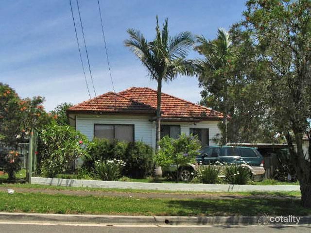 9 Woodfield Bvd, Caringbah, NSW 2229