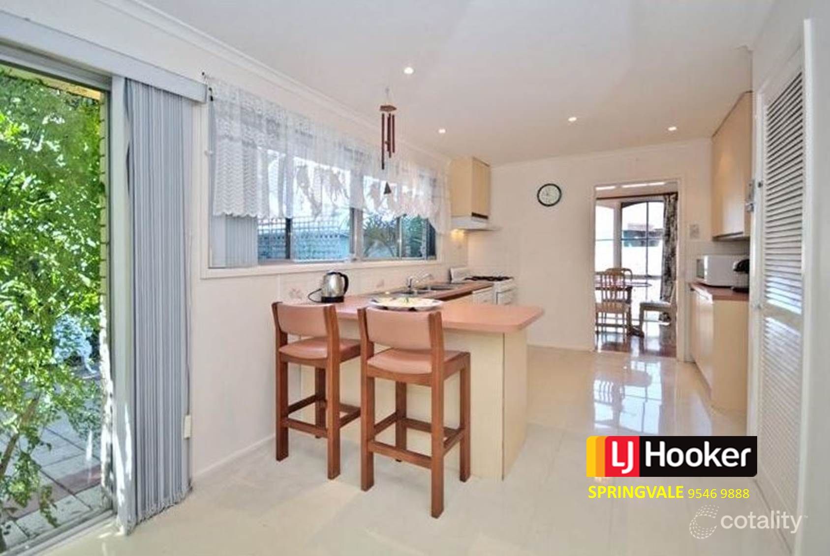 22 Farnham Ave, Wheelers Hill, VIC 3150