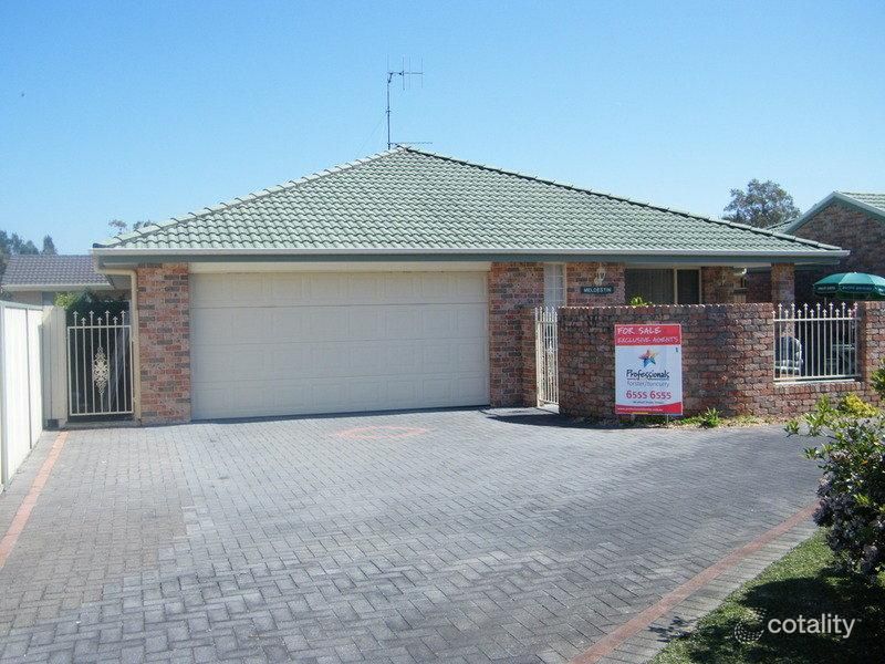 1/11 Lisa Pl, Forster, NSW 2428