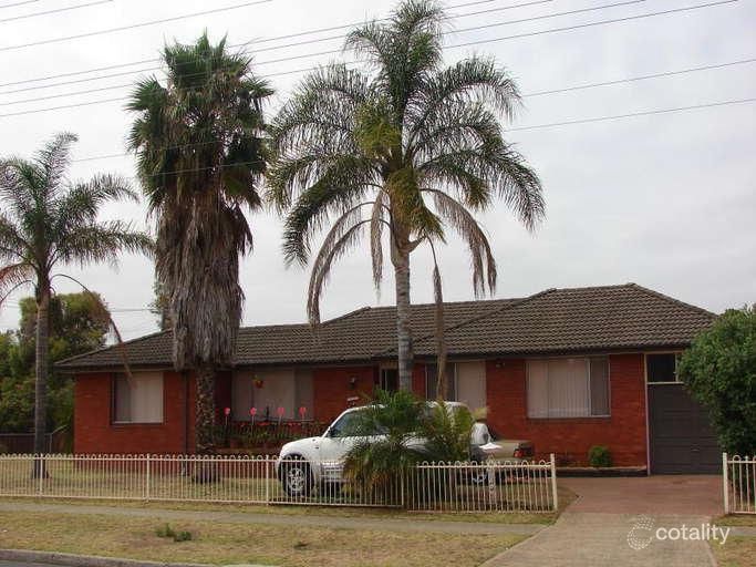 31 Maddecks Ave, Moorebank, NSW 2170