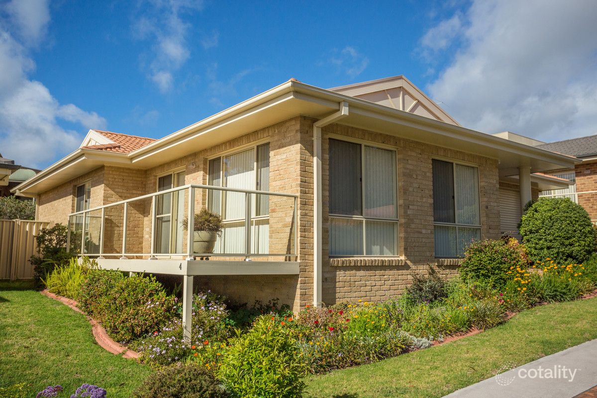 4/1b Golf Cct, Tura Beach, NSW 2548