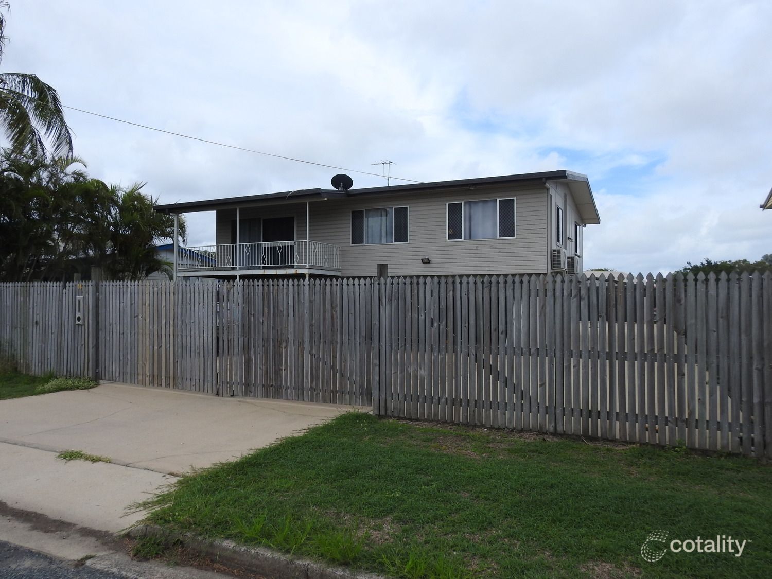 14 Harney St, South Mackay, QLD 4740