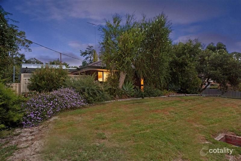 63 Orchid Dr, Roleystone, WA 6111